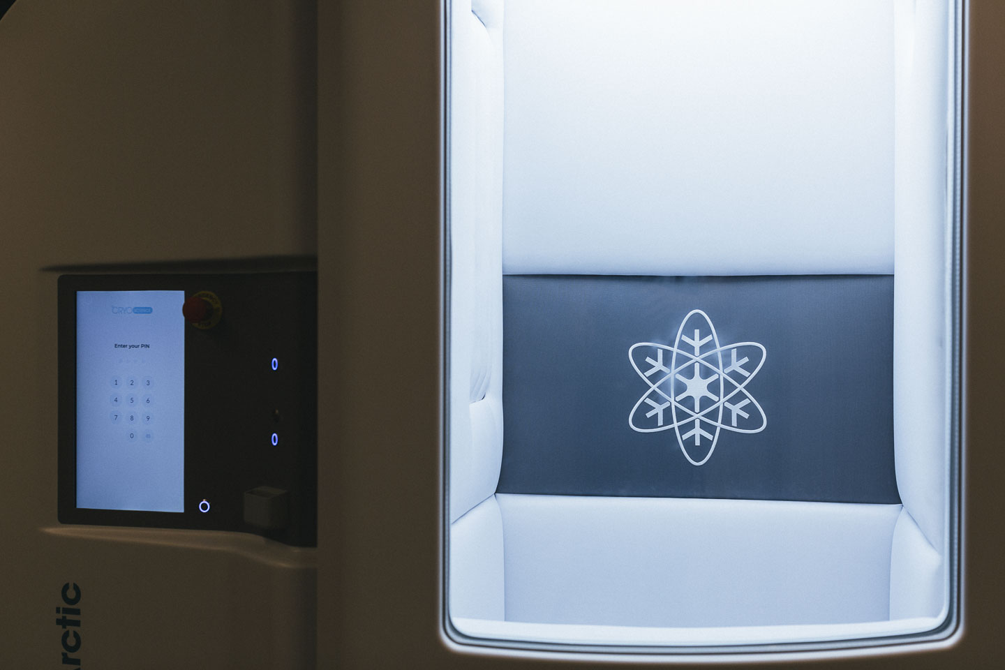 CryoScience: Cryotherapy Chamber